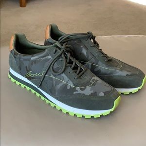 ED by Ellen Degeneres Camo Sneakers EUC!